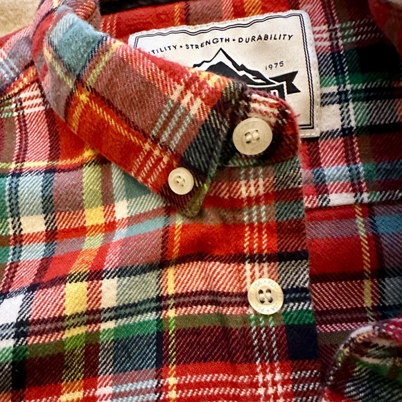 Penfield plaid button-down shirt (size S) - Picture 4 of 7